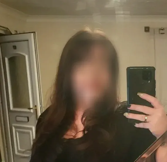 Angelika, 36