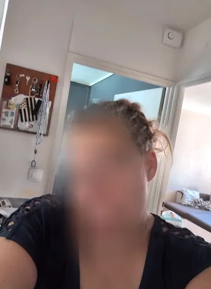 Chiara, 40