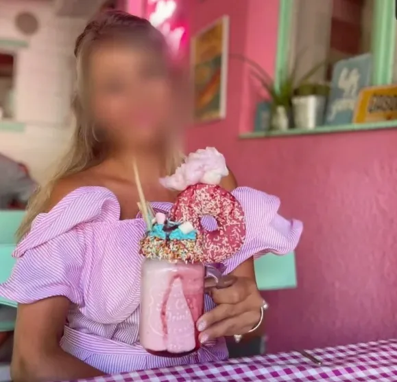 Christina, 35