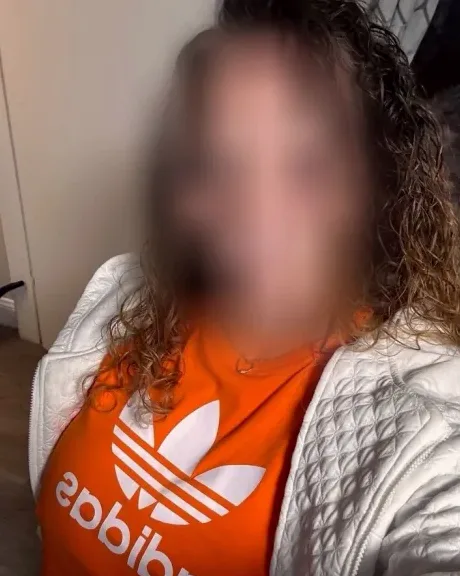Christina, 39