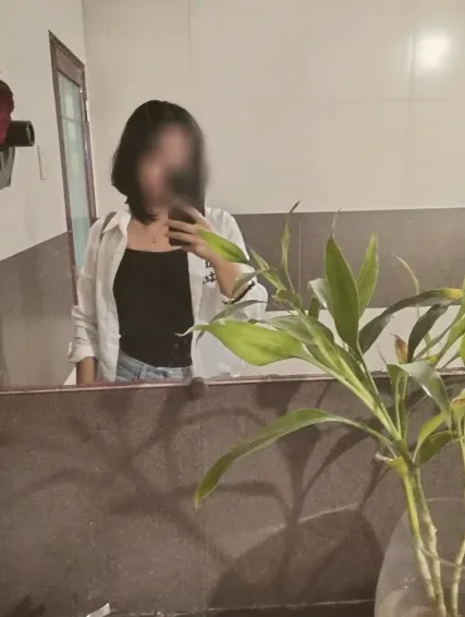Cordula, 25
