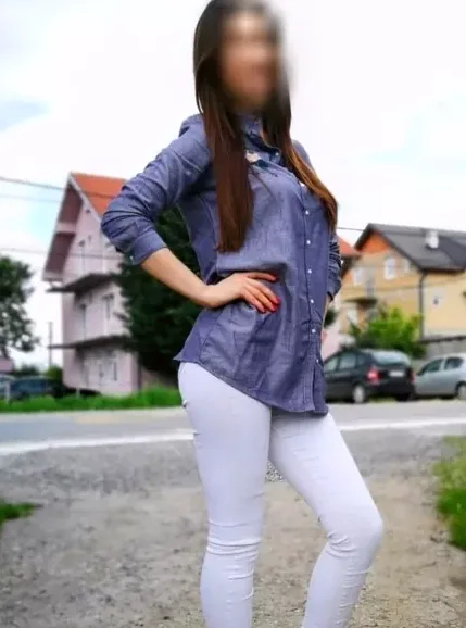 Emilia, 26