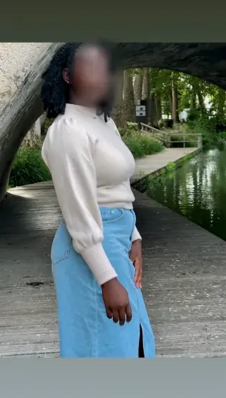Isabella, 20