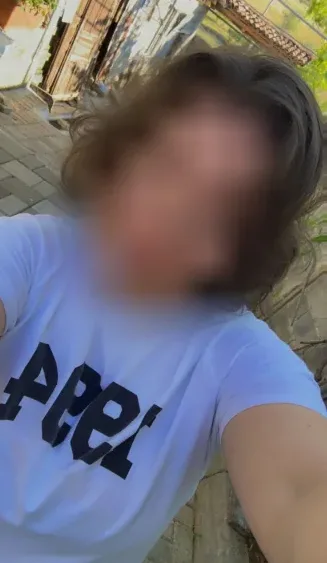 Ivona, 32