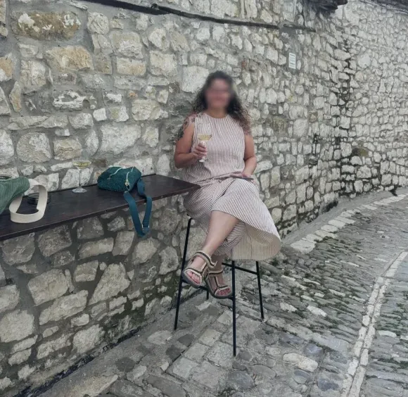Katarina, 35
