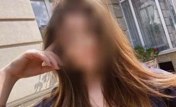Maja, 19